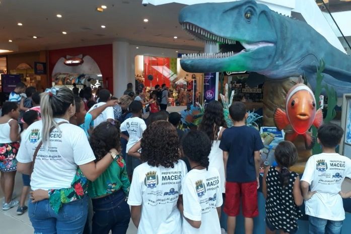 Crianças conheceram diversos animais marinhos