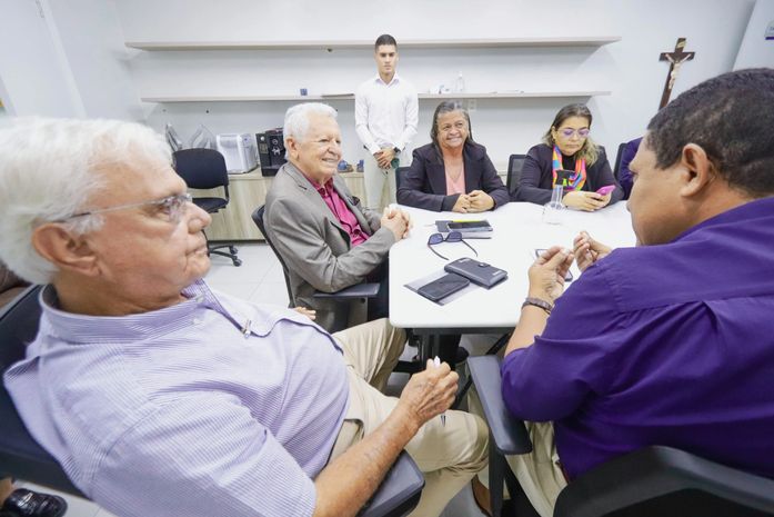 Prefeita Tia Júlia cumpre agenda em Maceió e fortalece parceria para avanço da Educação em Palmeira dos Índios