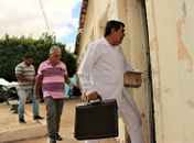 George Sanguinetti pericia casa de Emanoel Boiadeiro
