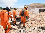 Simulação no bairro do Pinheiro realiza treinamento para evacuação, resgate e salvamento