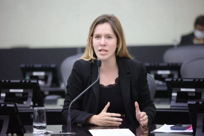 Após prisão de Babal Guimarães, Cibele Moura critica “regime aberto” para agressores de mulheres: "Lugar de homem que bate em mulher é na cadeia”