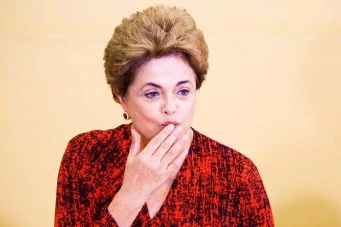 Dilma Rousseff recebe de Xi Jinping a mais alta honraria da China