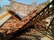 Telhado desabou sobre crianças