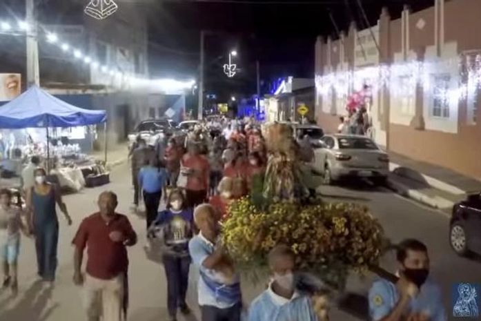 Ao longo desses últimos 13 dias devotos praticaram diversos rituais que integram a programação religiosa na cidade