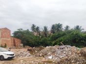 Área com resíduos sólidos descartados irregularmente