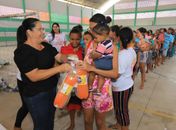 Prefeitura de Lagoa da Canoa distribui kits alimentícios e proporciona mesa mais farta na Semana Santa