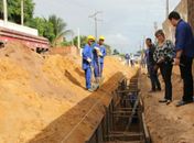 Outra importante obra que está sendo executada pela administração municipal é a construção de uma escola no bairro Baixa Grande