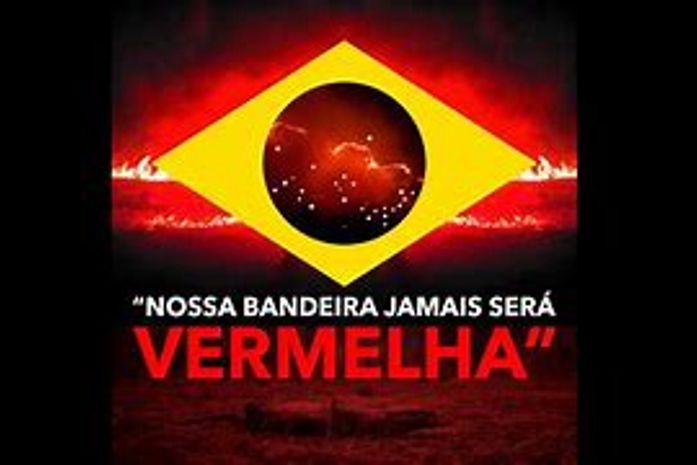 O candidato da oposição afirmou que vai derrotar o bolsonarismo, em Maceió, enquanto isso sua vice, faz todo mundo ajoelhar e rezar