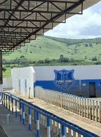 Folha aponta uso de verba do Fundeb em reforma de parque de vaquejada privado em Alagoas