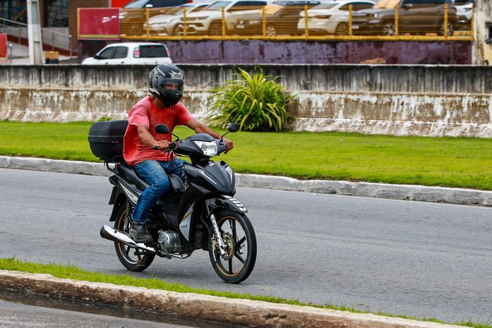 Prazo para regularizar ciclomotores em Alagoas termina em dezembro de 2025, alerta Detran