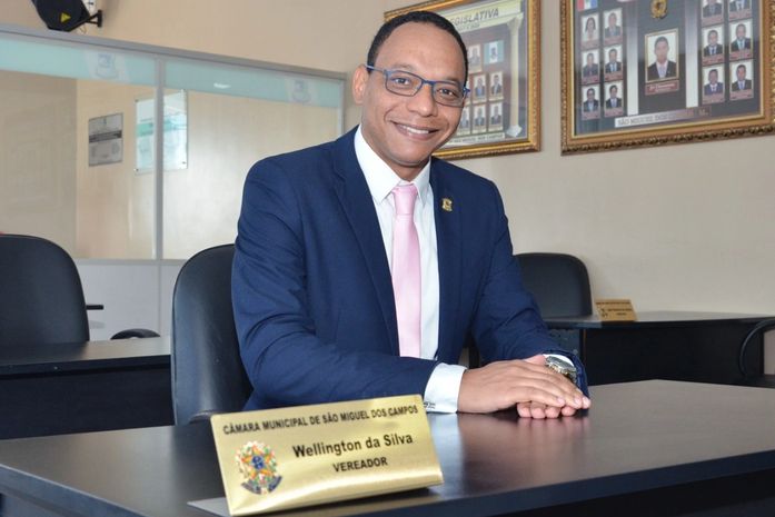 Vereador Tinho quer 14° salário para os Profissionais da Educação de São Miguel dos Campos