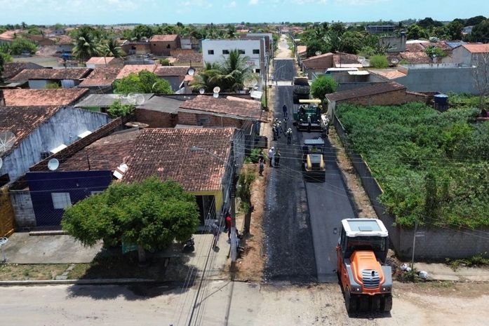 Programa Pavimenta Penedo inicia trabalho para mais 16 km de vias públicas