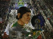 Vai-Vai vence carnaval de São Paulo com samba-enredo de Elis Regina