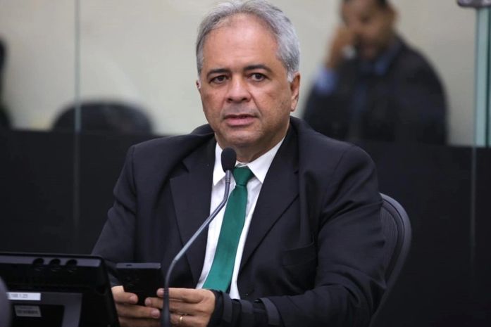 Assembleia Legislativa aprova projeto de Silvio Camelo que converte multas leves em doação de sangue e medula óssea