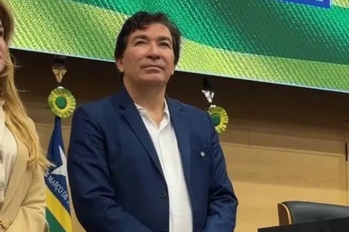 Câmara Municipal homenageia Jânyo Diniz com Título de Cidadão Honorário