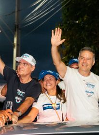 Caravana de Renan Filho encerra agenda com grande mobilização em P. de Pedras e Milagres
