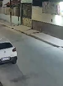 Homem sofre acidente de moto após passar em alta velocidade por quebra-molas em Arapiraca