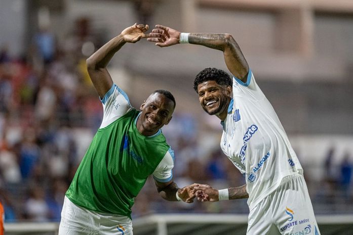 No Rei Pelé, CSA bate o Náutico e consegue a primeira vitória na Série C