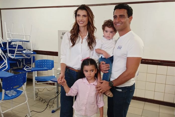 “Com expectativa gigante”, diz candidata ao Senado Marina Cândia após votar em Maceió