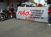 Estudantes e professores da rede estadual realizam protestos pelas ruas de Arapiraca