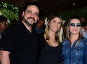 Paulo Dantas, a esposa Marina e a prefeita de Major, Santana Mariano