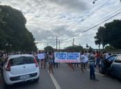 Familiares de reeducandos interditam trecho da BR-104