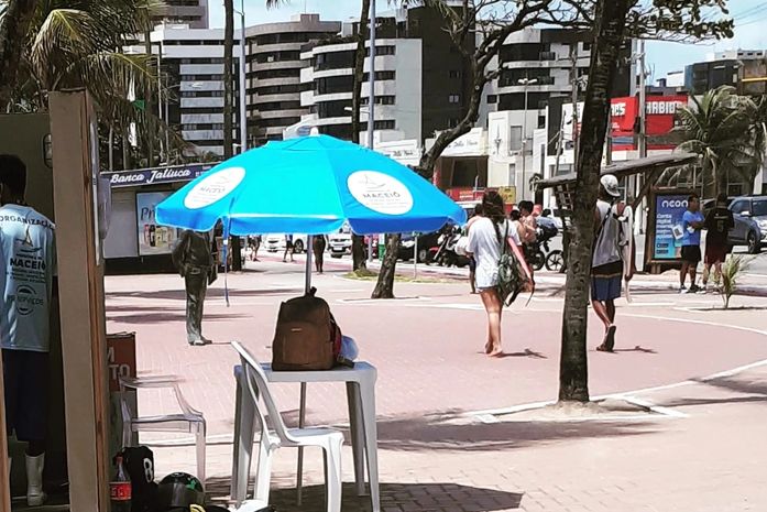 A partir da matéria do blog, MPT investiga condições de insalubridade de agentes trabalhador@s dos banheiros, na orla de Maceió.