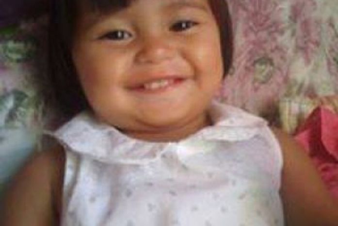 A pequena Nathaly morreu ainda no local