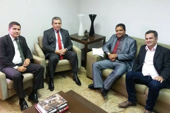 Prefeito Sérgio Reis fecha parceria com Tribunal de Justiça de Alagoas