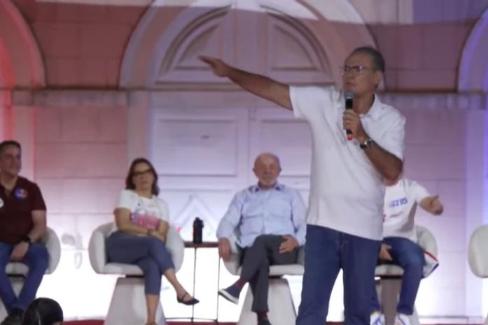 Renan pede votação expressiva para presidente em Alagoas