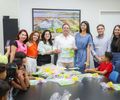 Prefeito Luciano recebe livro produzidos por crianças atendidas pelo projeto "Minha Arapiraca é assim"