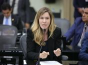 Cibele Moura propõe estratégia estadual de acompanhamento pós-parto para mães adolescentes em Alagoas