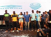 Torcida faz a festa no lançamento dos novos uniformes do CSA