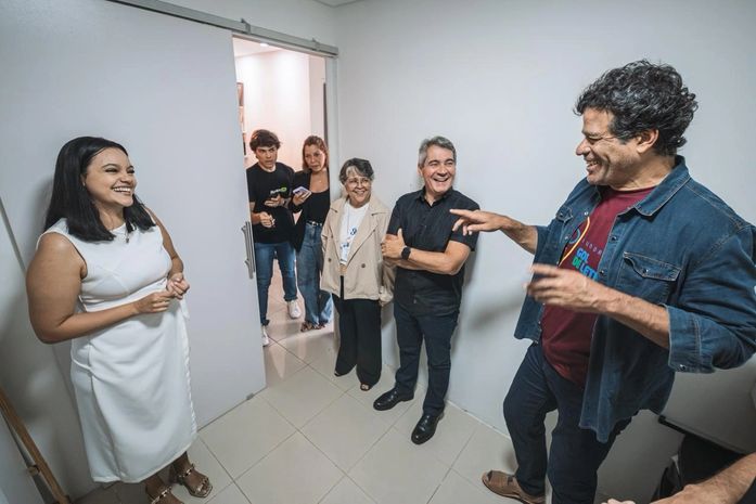 Empreendedora alagoana recebe visita de Raí após transformar negócio com apoio ao crédito