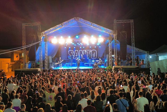 “Piranhas para Jesus” reúne milhares em uma noite de fé e celebração na Lapinha do Sertão ⠀