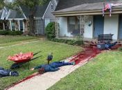 Decoração de Halloween é tão real, que polícia já foi chamada ao local