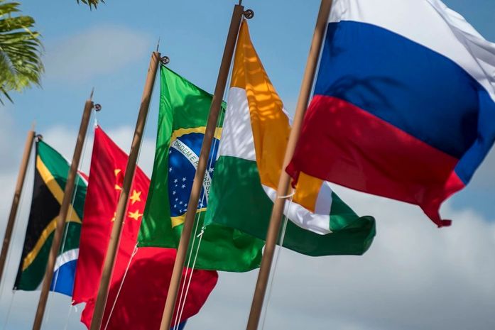 Adesão de novos países e integração econômica estão na agenda do Brics