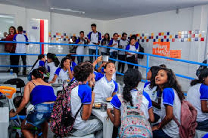 Transferência: pais têm até quarta para confirmar matrículas