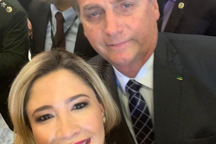 Izabelle Pereira e Presidente Bolsonaro, lançamento do "Previne"