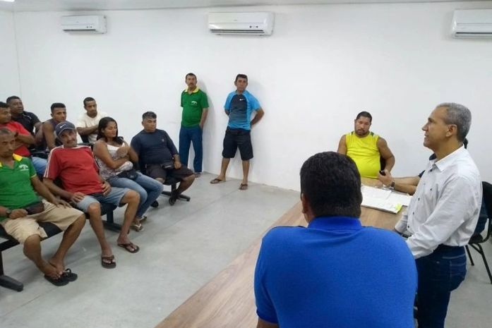 Secretaria vai ordenar vendedores de coco no Centro