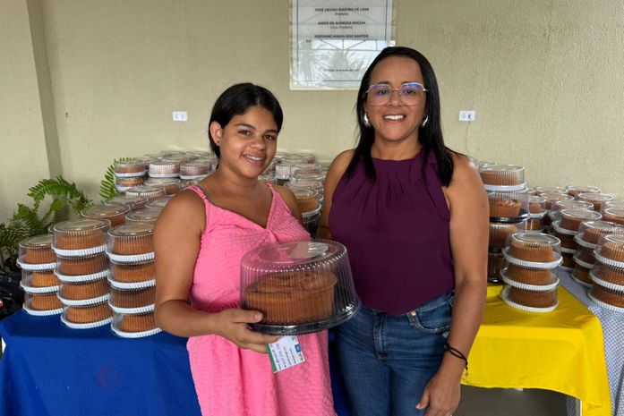 Através do PAA, Prefeitura de Anadia distribui alimentos