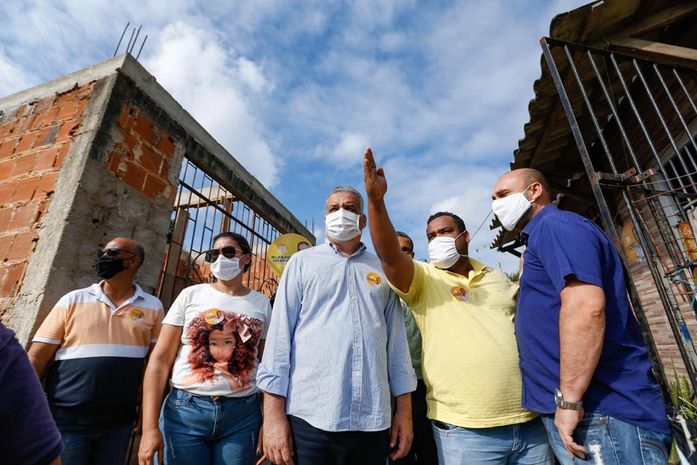 Alfredo Gaspar visita Grota Poço Azul e assume compromisso de melhorar qualidade de vida da comunidade