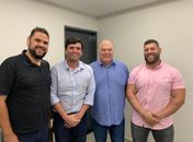 Prefeito e secretários de Educação e finanças de Piaçabuçu se reúne com Marcius Beltrão buscando investimentos para o município