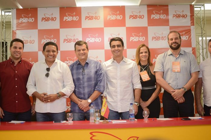 No encontro do PSB, lideranças cobram "JHC governador"