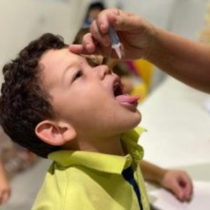 Vacina contra a poliomielite