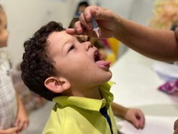 Vacina contra a poliomielite
