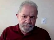 Ex-presidente Lula em reunião do Diretório Nacional do PT no dia 9 de abril