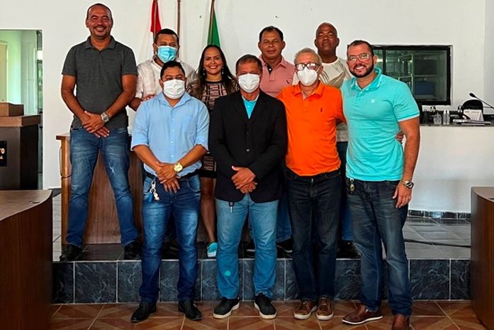 Bancada compareceu completa na sessão que foi a última de 2021