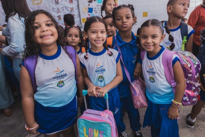 Pré-matrícula online oferta 10 mil vagas para novos alunos da rede pública de Maceió