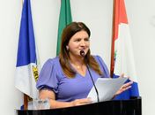 Ziane Costa concede reajuste acima do piso nacional para profissionais da educação de Delmiro Gouveia